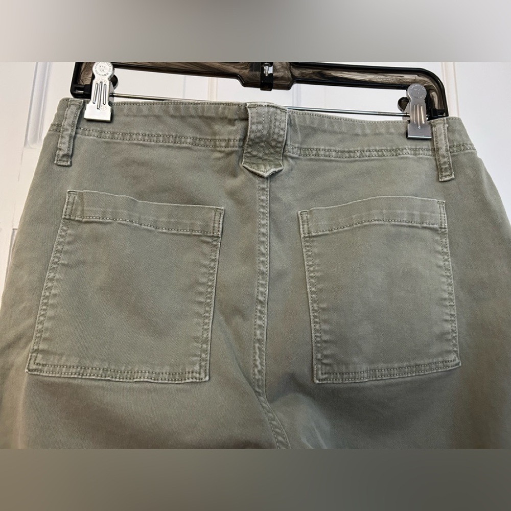 FRAME Trapunto Moto Cropped Cuffed Pants in Washed Aloe Green - Women’s Size 29 - Picture 12 of 12
